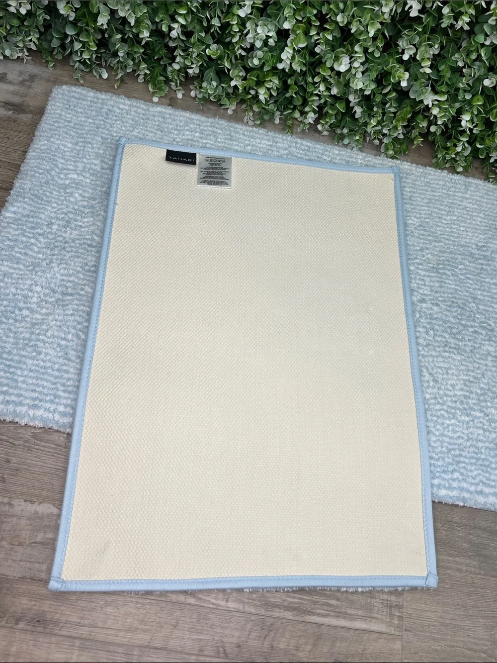 Tahari Blue and White Pinstripe Bath Mat Set NEW